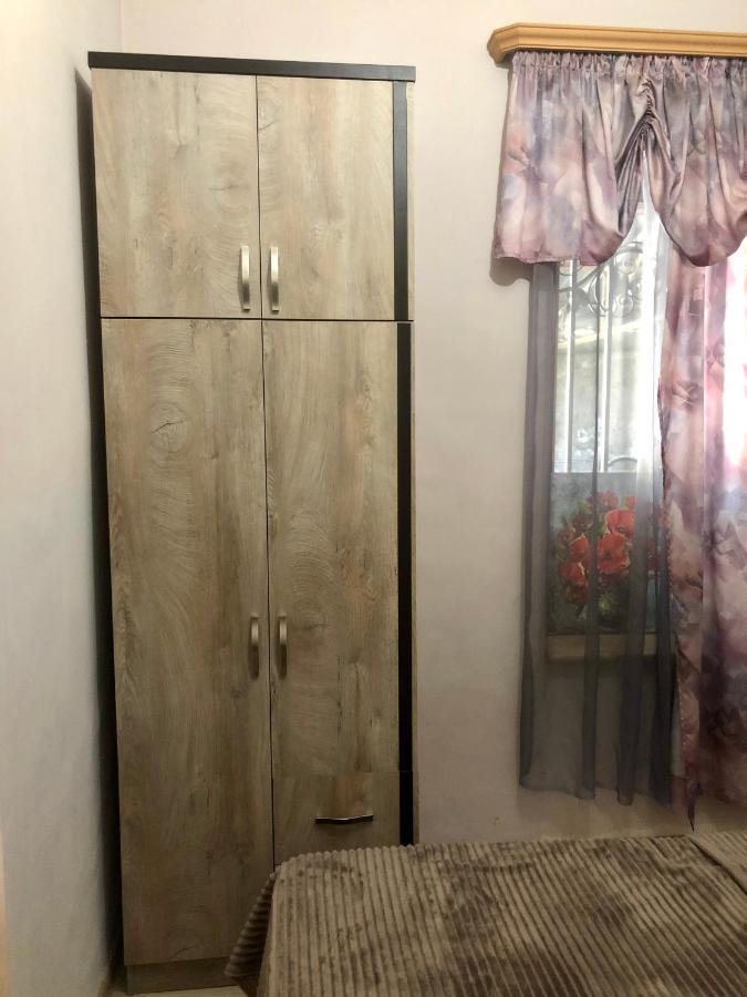 Goodhouse Apartment Yerevan Bagian luar foto