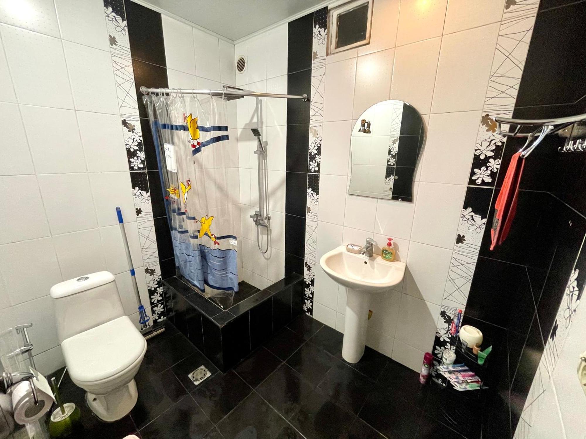 Goodhouse Apartment Yerevan Bagian luar foto